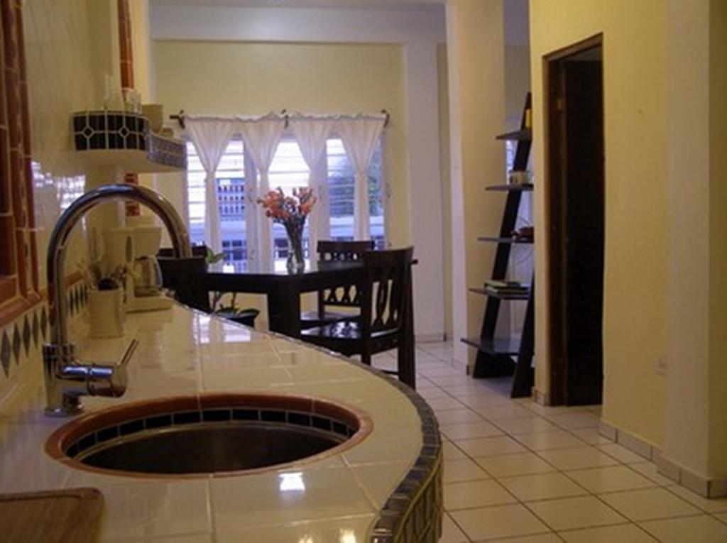 Posada Colonial Beach Villas San Juan Room photo